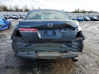 2011 Honda Accord LX z VIN 1HGCP2F36BA023898, wystawiony jako Copart lot #88648215 z przebiegiem 127 573 mil mil oraz Szkoda całkowita • Salvage title. Historia ofert i sprzedaży dostępna na DreamBid. Obrazek 6.