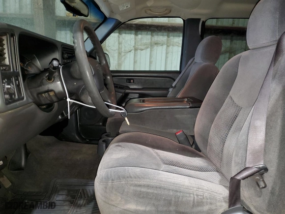 2007 Chevrolet Silverado 1500 Classic LS with VIN 2GCEC13V571182142, listed as a Copart auction lot 78701724 with 204,810 mi miles and Clean Title. Bid and sale history available at carsss.com. Image 7.
