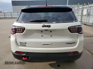 2021 Jeep Compass Trailhawk with VIN 3C4NJDDB7MT533106, listed as a Copart auction lot 59864805 with 117,365 mi miles and Clean title. Bid and sale history available at DreamBid. Image 6.