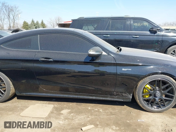2017 Mercedes-Benz C 43 AMG with VIN WDDWJ6EB7HF517721, listed as a IAAI auction lot 41705294 with 69,165 mi miles and . Bid and sale history available at carsss.com. Image 14.