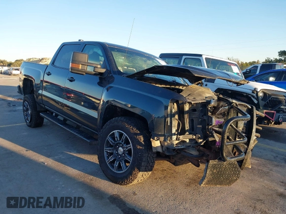 2018 Chevrolet Silverado 1500 Work Truck with VIN 3GCUKNEC8JG402700, listed as a IAAI auction lot 41015830 with 107,781 mi miles. Bid and sale history available at carsss.com. Image 1.