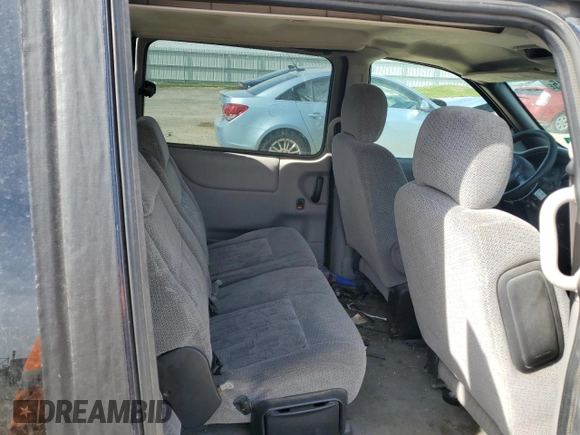 2004 Pontiac Montana z VIN 1GMDU03E94D196852, wystawiony jako Copart lot #57477115 z przebiegiem Nie podano mil oraz Nie do naprawy • Non repairable. Historia ofert i sprzedaży dostępna na DreamBid. Obrazek 11.