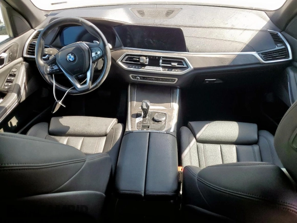 2022 BMW X5 sDrive40i with VIN 5UXCR4C01N9J66048, listed as a Copart auction lot 52227615 with Not Provided miles and Salvage Title. Bid and sale history available at DreamBid. Image 8.