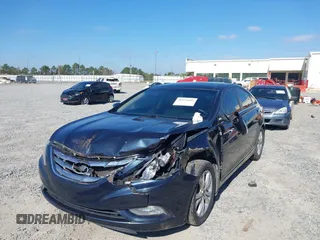 2013 Hyundai Sonata Limited with VIN 5NPEC4AC0DH665678, listed as a IAAI auction lot 40858009 with 108,303 mi miles and . Bid and sale history available at carsss.com. Image 6.