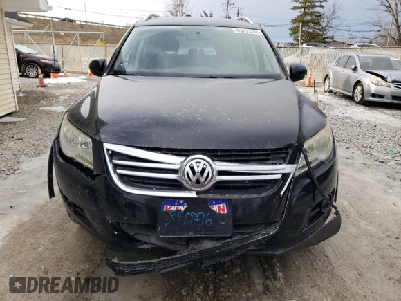 2011 Volkswagen Tiguan SEL with VIN WVGBV7AX4BW553986, listed as a Copart auction lot 43873765 with 140,097 mi miles and Salvage Title. Bid and sale history available at DreamBid. Image 5.