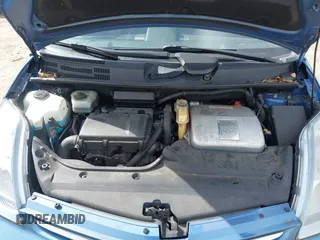 2007 Toyota Prius with VIN JTDKB20U677673975, listed as a IAAI auction lot 41993731 with 191,423 mi miles. Bid and sale history available at carsss.com. Image 10.
