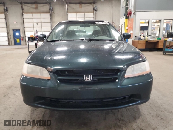 2000 Honda Accord LX z VIN 1HGCG1647YA096449, wystawiony jako Copart lot #54728065 z przebiegiem Nie podano mil oraz Czysty tytuł • Clean title. Historia ofert i sprzedaży dostępna na DreamBid. Obrazek 5.