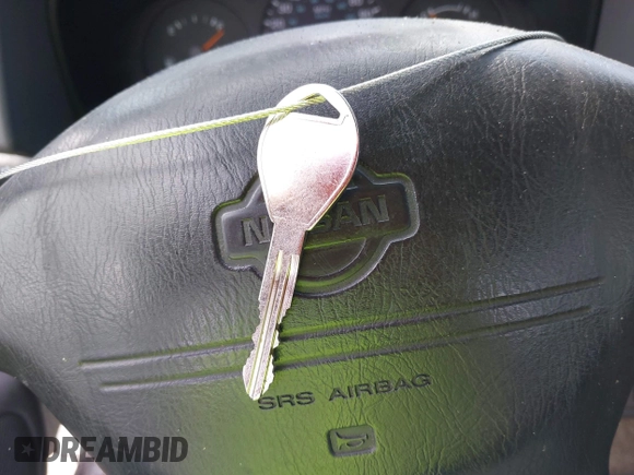 1998 Nissan Frontier XE z VIN 1N6DD26SXWC349603, wystawiony jako IAAI lot #42220949 z przebiegiem Nie podano mil oraz . Historia ofert i sprzedaży dostępna na DreamBid. Obrazek 11.