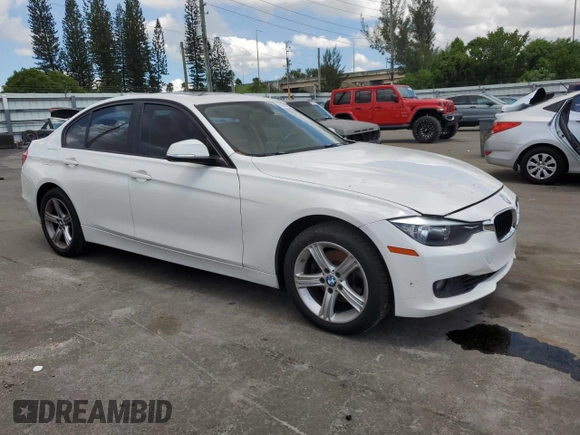 2012 BMW 3 Series 328i z VIN WBA3A5G51CNP15687, wystawiony jako Copart lot #65285755 z przebiegiem 189 490 mil mil oraz Czysty tytuł • Clean title. Historia ofert i sprzedaży dostępna na DreamBid. Obrazek 4.