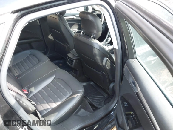 2013 Ford Fusion SE with VIN 3FA6P0HR8DR173558, listed as a IAAI auction lot 42096177 with 71,977 mi miles and . Bid and sale history available at DreamBid. Image 8.