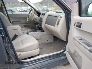 2008 Ford Escape XLT with VIN 1FMCU93138KE30644, listed as a IAAI auction lot 41881704 with 120,402 mi miles. Bid and sale history available at carsss.com. Image 5.