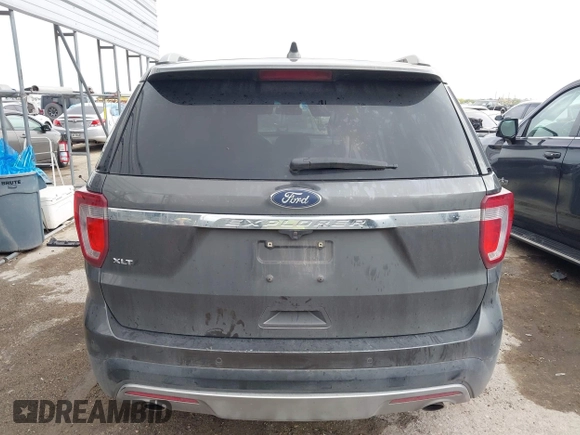 2017 Ford Explorer XLT z VIN 1FM5K7D84HGD53414, wystawiony jako IAAI lot #42083416 z przebiegiem 97 279 mil mil oraz . Historia ofert i sprzedaży dostępna na DreamBid. Obrazek 16.