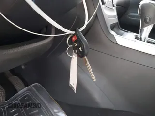 2017 Nissan Sentra S z VIN 3N1AB7AP7HY381675, wystawiony jako IAAI lot #42311574 z przebiegiem 92 382 mil mil oraz . Historia ofert i sprzedaży dostępna na DreamBid. Obrazek 11.
