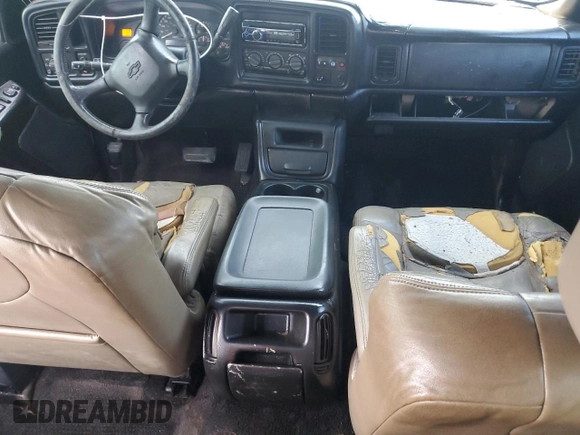 2002 Chevrolet Avalanche with VIN 3GNEC13T12G165778, listed as a Copart auction lot 79427234 with 275,313 mi miles and Salvage Title. Bid and sale history available at DreamBid. Image 8.