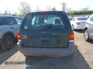 2002 Ford Escape XLS Choice with VIN 1FMYU02192KB15373, listed as a IAAI auction lot 42108982 with 175,538 mi miles and . Bid and sale history available at DreamBid. Image 16.