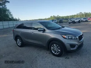 2017 Kia Sorento LX z VIN 5XYPGDA36HG263139, wystawiony jako Copart lot #52196675 z przebiegiem 89 401 mil mil oraz Szkoda całkowita • Salvage title. Historia ofert i sprzedaży dostępna na DreamBid. Obrazek 12.