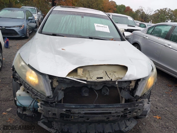 2012 Honda Crosstour EX-L with VIN 5J6TF1H54CL002722, listed as a IAAI auction lot 40860969 with 153,707 mi miles. Bid and sale history available at carsss.com. Image 12.