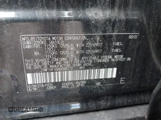 2022 Toyota RAV4 LE with VIN JTMF1RFV6ND088373, listed as a IAAI auction lot 42645055 with 33,048 mi miles and . Bid and sale history available at DreamBid. Image 9.