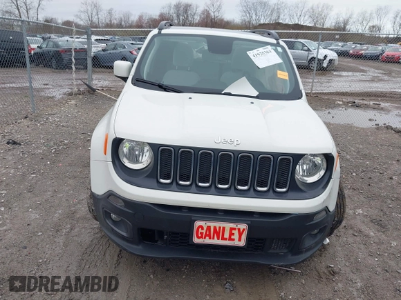 2018 Jeep Renegade Latitude with VIN ZACCJABB3JPJ30796, listed as a IAAI auction lot 41925363 with 71,397 mi miles. Bid and sale history available at carsss.com. Image 12.