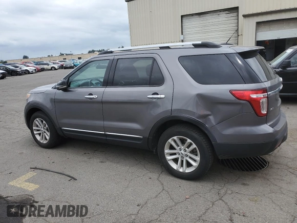 2012 Ford Explorer XLT with VIN 1FMHK8D88CGA13744, listed as a Copart auction lot 59625595 with 102,016 mi miles and Salvage title. Bid and sale history available at DreamBid. Image 2.