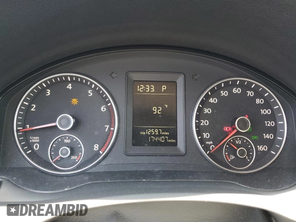 2010 Volkswagen Jetta Limited Edition with VIN 3VWAZ7AJXAM117641, listed as a Copart auction lot 62747675 with 174,407 mi miles and Salvage title. Bid and sale history available at DreamBid. Image 9.