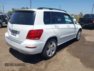 2015 Mercedes-Benz GLK 350 z VIN WDCGG5HB5FG342020, wystawiony jako IAAI lot #42007099 z przebiegiem 128 625 mil mil oraz . Historia ofert i sprzedaży dostępna na DreamBid. Obrazek 4.