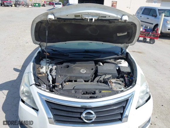 2013 Nissan Altima 2.5 S with VIN 1N4AL3AP0DC916986, listed as a IAAI auction lot 42090563 with 173,993 mi miles. Bid and sale history available at carsss.com. Image 10.