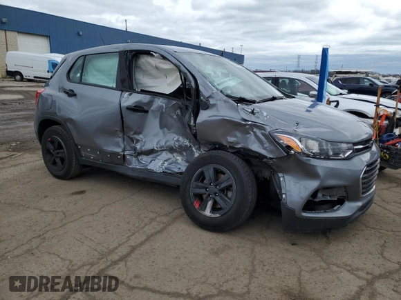 2020 Chevrolet Trax LS with VIN 3GNCJKSB1LL211212, listed as a Copart auction lot 50699895 with 59,276 mi miles and Non Repairable. Bid and sale history available at DreamBid. Image 4.