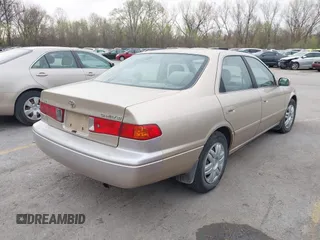 2001 Toyota Camry CE with VIN JT2BG22K410548804, listed as a IAAI auction lot 41820737 with 271,855 mi miles and . Bid and sale history available at DreamBid. Image 4.