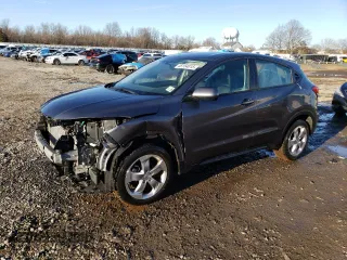 2021 Honda HR-V LX with VIN 3CZRU6H31MM711409, listed as a Copart auction lot 45154015 with 18,322 mi miles and Salvage Title. Bid and sale history available at carsss.com. Image 1.