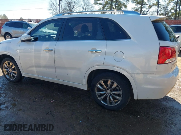 2011 Kia Sorento SX with VIN 5XYKW4A24BG093780, listed as a IAAI auction lot 41388971 with 171,673 mi miles. Bid and sale history available at carsss.com. Image 3.
