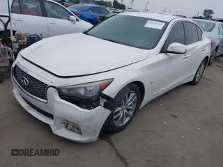 2015 Infiniti Q50 Premium with VIN JN1BV7AP6FM342619, listed as a IAAI auction lot 41871222 with 162,873 mi miles. Bid and sale history available at carsss.com. Image 2.