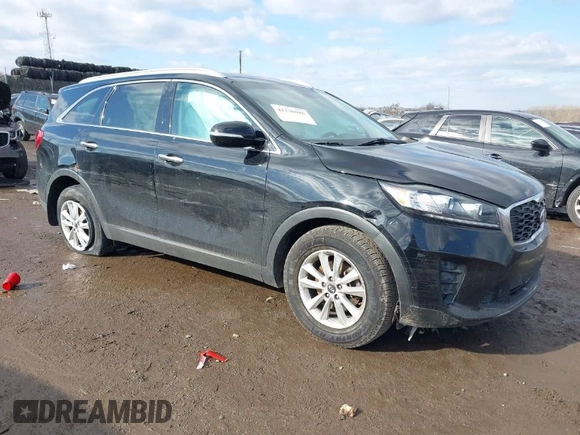 2019 Kia Sorento L with VIN 5XYPG4A3XKG592630, listed as a IAAI auction lot 41530985 with 84,991 mi miles. Bid and sale history available at carsss.com. Image 1.