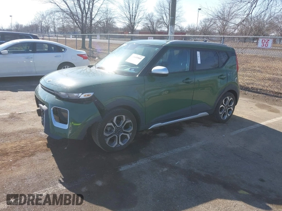 2020 Kia Soul LX with VIN KNDJ23AU2L7045440, listed as a IAAI auction lot 41649565 with 104,930 mi miles. Bid and sale history available at carsss.com. Image 6.