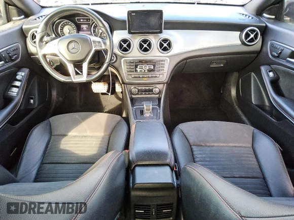 2014 Mercedes-Benz CLA 45 AMG z VIN WDDSJ5CB8EN077098, wystawiony jako Copart lot #43149875 z przebiegiem 92 868 mil mil oraz Czysty tytuł • Clean title. Historia ofert i sprzedaży dostępna na DreamBid. Obrazek 8.