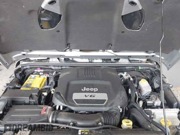 2017 Jeep Wrangler Unlimited Rubicon Recon z VIN 1C4BJWFG5HL687757, wystawiony jako IAAI lot #42367095 z przebiegiem 48 441 mil mil oraz . Historia ofert i sprzedaży dostępna na DreamBid. Obrazek 10.