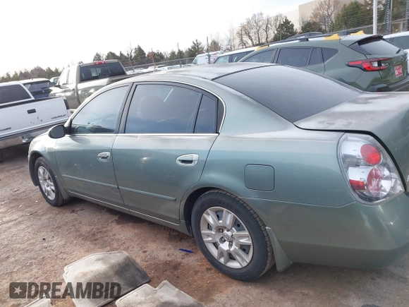 2006 Nissan Altima 2.5 with VIN 1N4AL11D66N351757, listed as a IAAI auction lot 41709864 with 189,486 mi miles. Bid and sale history available at carsss.com. Image 15.