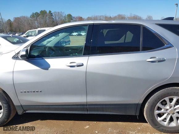 2020 Chevrolet Equinox LT with VIN 3GNAXTEV7LS720289, listed as a IAAI auction lot 41641550 with 135,353 mi miles. Bid and sale history available at carsss.com. Image 14.