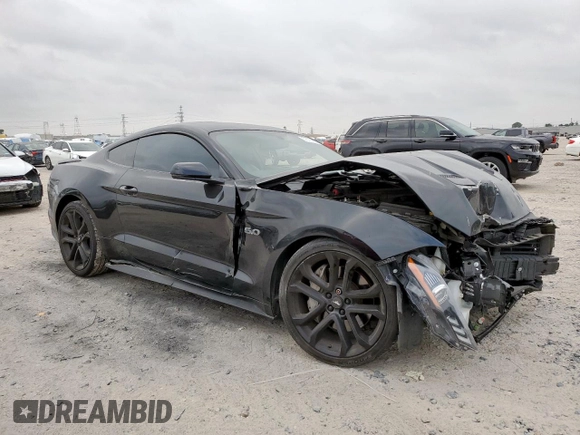 2019 Ford Mustang GT z VIN 1FA6P8CF6K5152848, wystawiony jako Copart lot #57571295 z przebiegiem 57 395 mil mil oraz Szkody całkowita. Historia ofert i sprzedaży dostępna na DreamBid. Obrazek 4.