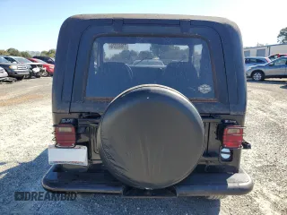 1985 Jeep CJ with VIN 1JCCM87E2FT135665, listed as a Copart auction lot 77665374 with 181,500 mi miles and Clean Title. Bid and sale history available at carsss.com. Image 6.