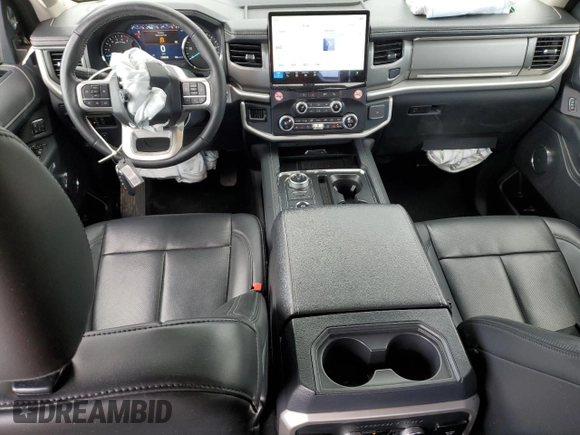 2024 Ford Expedition XLT with VIN 1FMJU1J89REA24859, listed as a Copart auction lot 53959425 with 42,684 mi miles and Salvage title. Bid and sale history available at DreamBid. Image 8.
