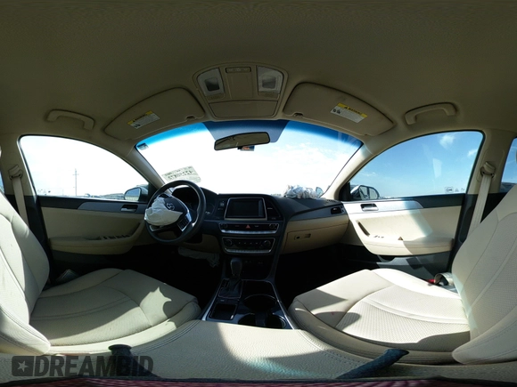 2018 Hyundai Sonata SE z VIN 5NPE24AF0JH704634, wystawiony jako IAAI lot #42250872 z przebiegiem 47 333 mil mil oraz . Historia ofert i sprzedaży dostępna na DreamBid. Obrazek 18.
