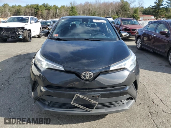 2018 Toyota C-HR XLE z VIN NMTKHMBX5JR016663, wystawiony jako Copart lot #52088425 z przebiegiem 106 566 mil mil oraz Szkoda całkowita • Salvage title. Historia ofert i sprzedaży dostępna na DreamBid. Obrazek 5.