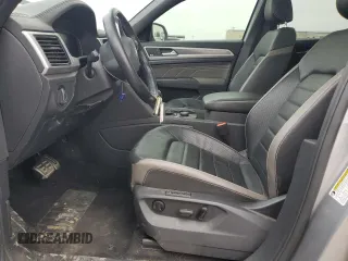 2022 Volkswagen Atlas SEL Premium R-Line with VIN 1V2FE2CA9NC213092, listed as a Copart auction lot 43430625 with 53,426 mi miles and Salvage title. Bid and sale history available at DreamBid. Image 7.