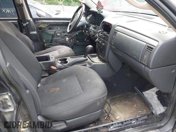 2004 Jeep Grand Cherokee Laredo с VIN 1J4GX48S54C174216, выставлен на аукционе IAAI как лот 42248380 с пробегом 280 492 миль миль и . История ставок и продаж доступна на DreamBid. Изображение 5.