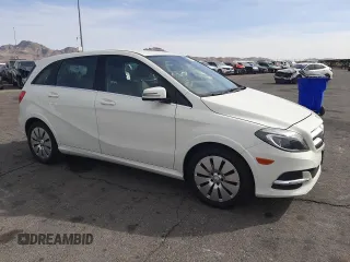 2014 Mercedes-Benz B Electric Drive with VIN WDDVP9AB0EJ004000, listed as a Copart auction lot 52452385 with 64,679 mi miles and Clean Title. Bid and sale history available at DreamBid. Image 4.