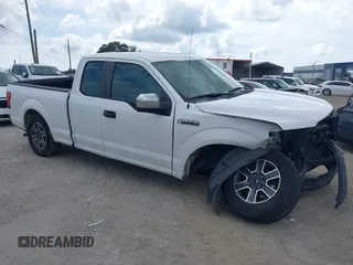 2017 Ford F-150 XL z VIN 1FTEX1C8XHKC46191, wystawiony jako IAAI lot #42657420 z przebiegiem 277 670 mil mil oraz . Historia ofert i sprzedaży dostępna na DreamBid. Obrazek 1.