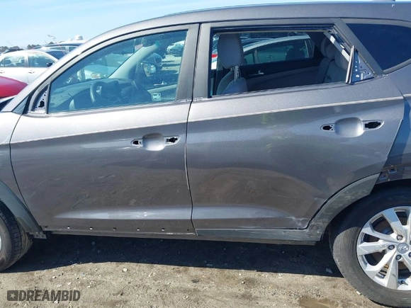 2020 Hyundai Tucson SE with VIN KM8J23A48LU140565, listed as a IAAI auction lot 41580052 with 66,812 mi miles. Bid and sale history available at carsss.com. Image 15.