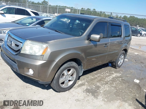 2010 Honda Pilot EX with VIN 5FNYF3H44AB002542, listed as a IAAI auction lot 41839800 with 278,623 mi miles and . Bid and sale history available at carsss.com. Image 2.