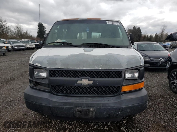 2007 Chevrolet Express Cargo z VIN 1GCHG35U971124896, wystawiony jako Copart lot #47493975 z przebiegiem Nie podano mil oraz Czysty tytuł • Clean title. Historia ofert i sprzedaży dostępna na DreamBid. Obrazek 5.